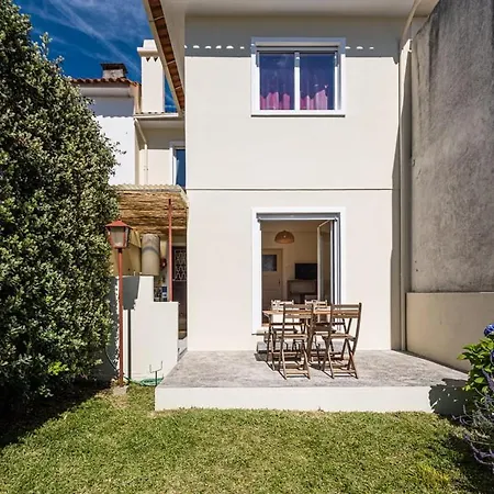 Guestready - & Garden Apartment Porto