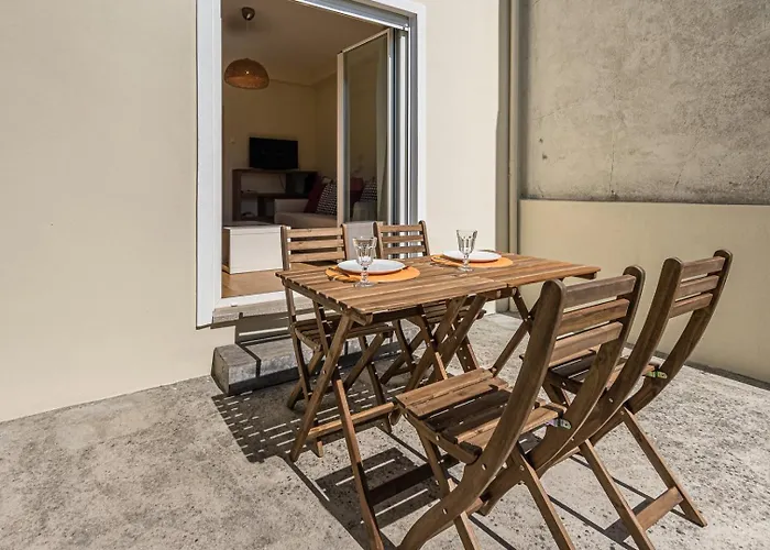 Guestready - & Garden Porto